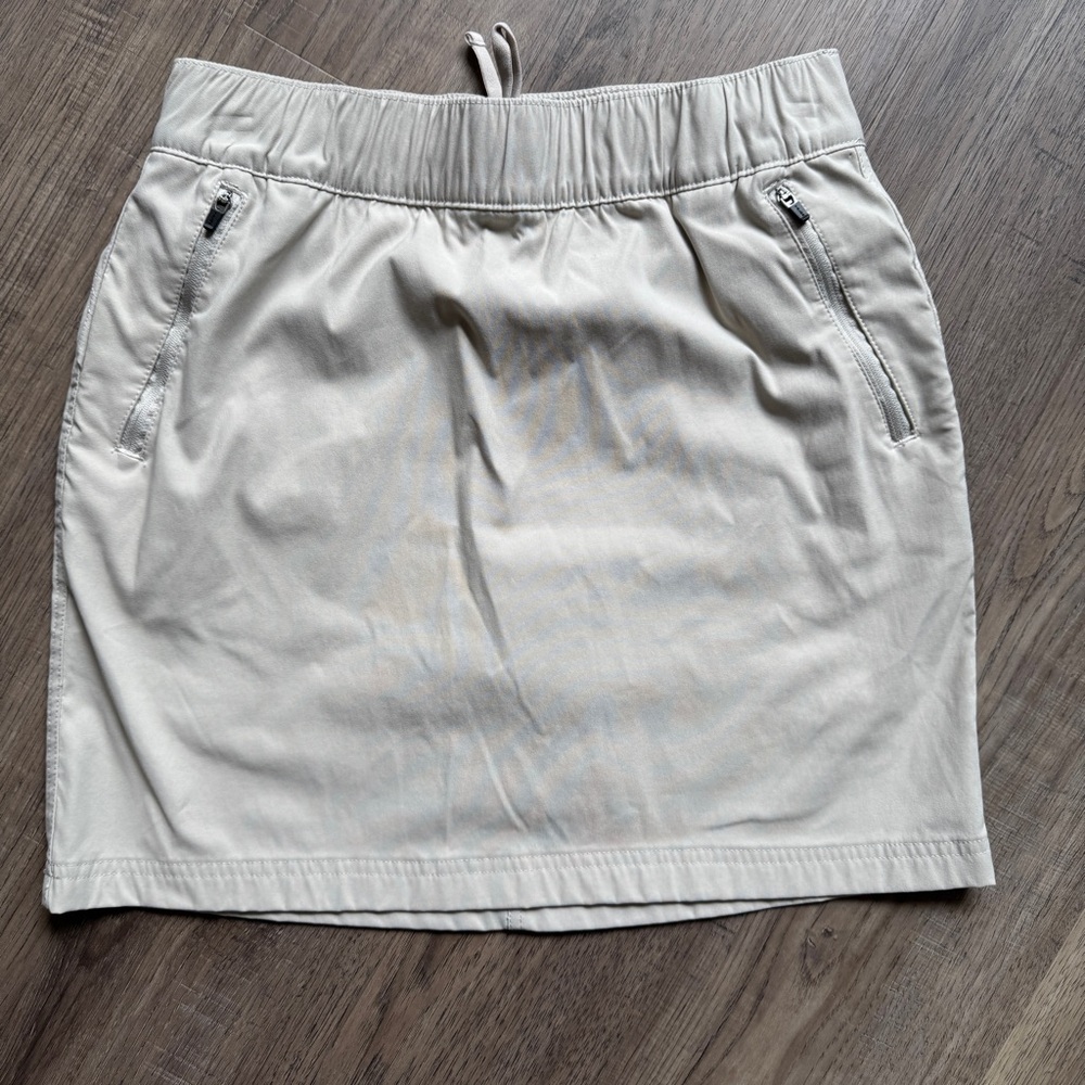 Eddie Bauer Beige Women's Skort - Size 4 - Picture 1 of 9